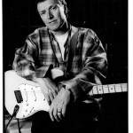 Winwood in jungen Jahren mit der Gitarre
